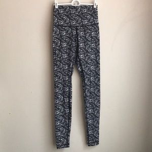 Lululemon full length printed yoga pants